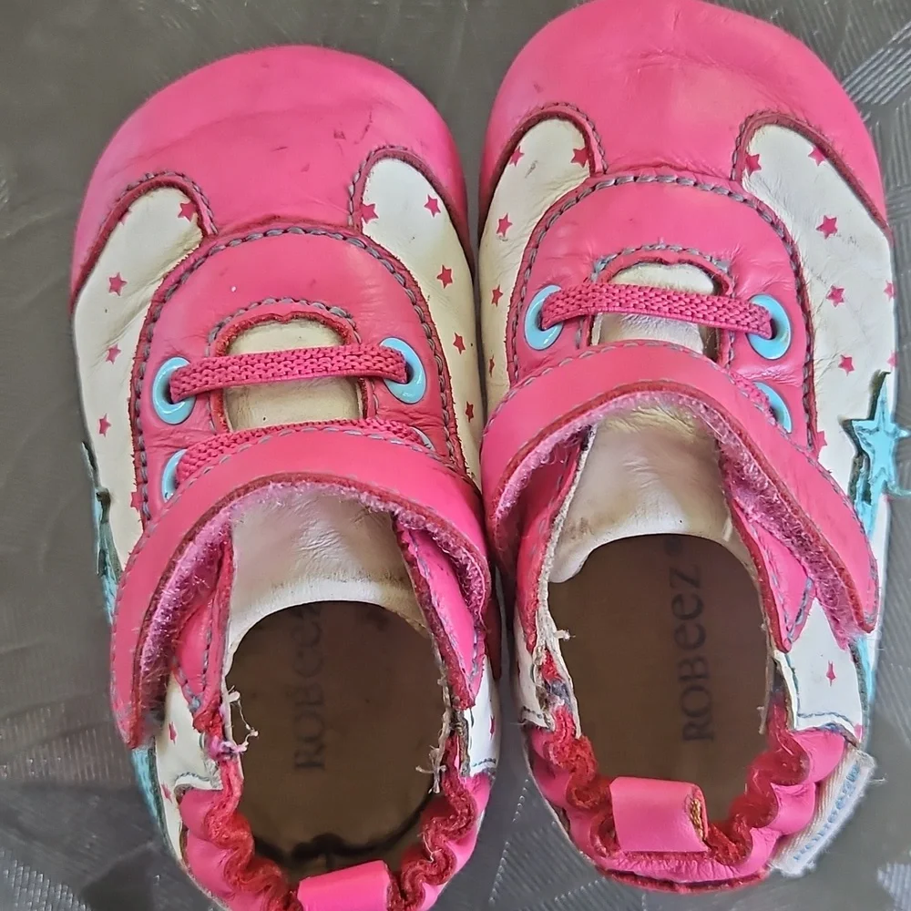 Robeez leather Pink & White Kids Shoes with Stars size US 3
